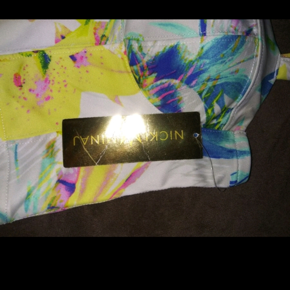 Brand new Nicki Minaj clothing - Picture 13 of 16